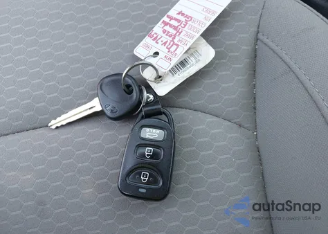 2020 Hyundai Elantra Se z USA, uszkodzony, nr VIN KMHD74LF3LU924817